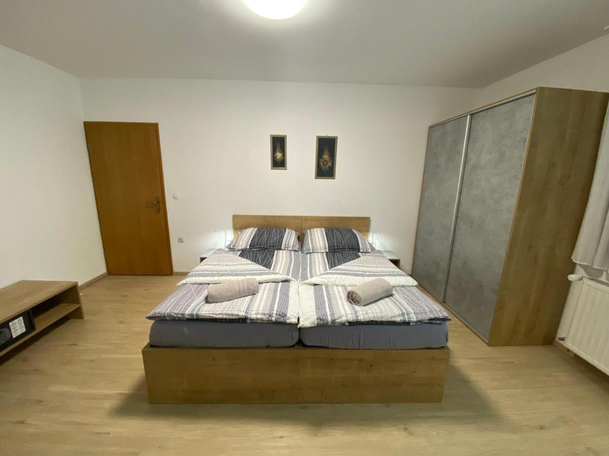 Apartma Brdo Bc